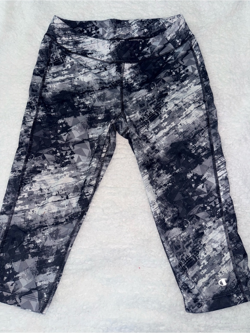 Champion Gray Patterned Active Capri Leggings